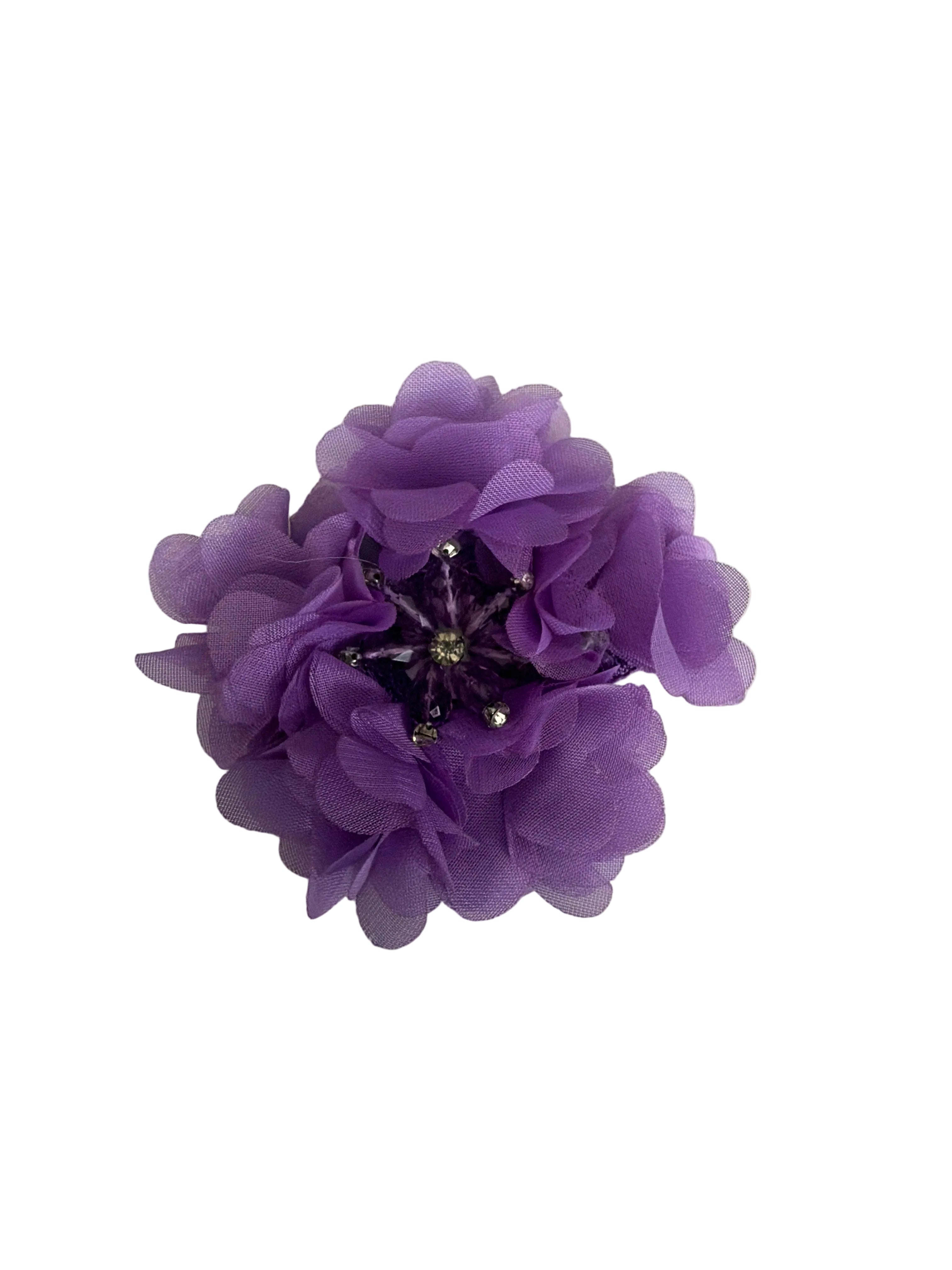 Mesh brooches